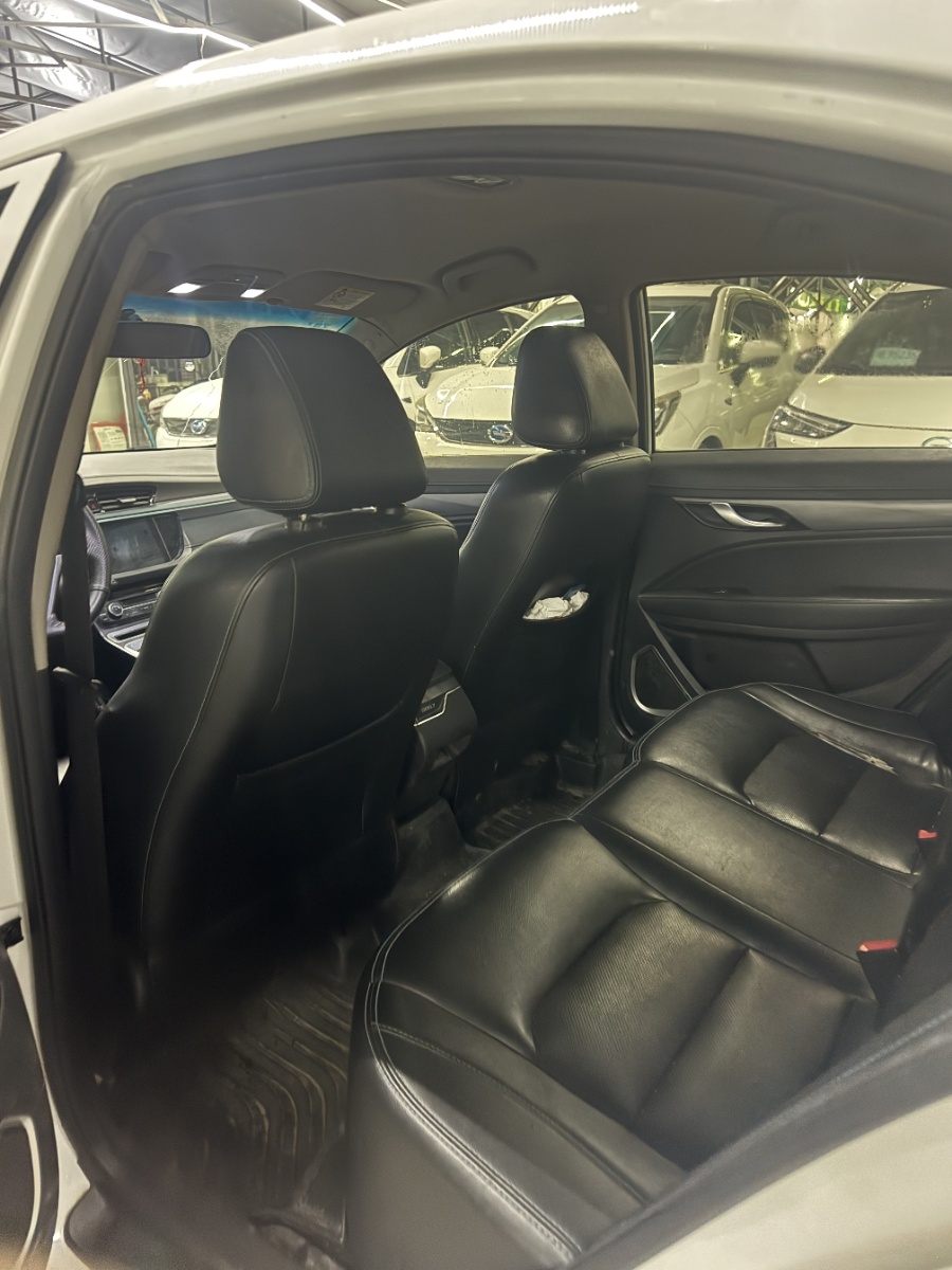 GEELY Emgrand New Energy 2019 #5 GEELY Emgrand New Energy 2019 car image #5