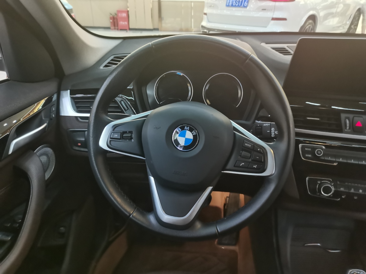 BMW X1 2022 #13 BMW X1 2022 car image #13
