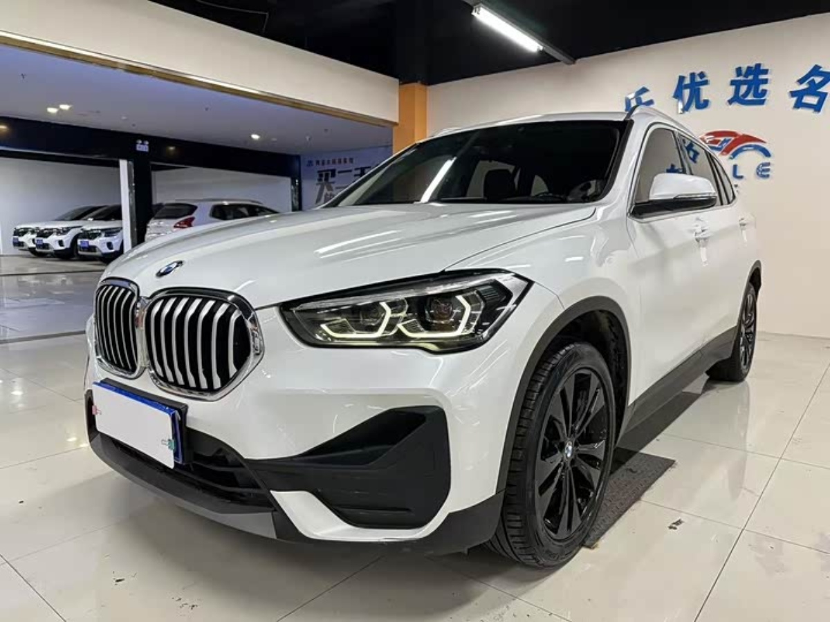 BMW X1 2021 BMW X1 2021 car image
