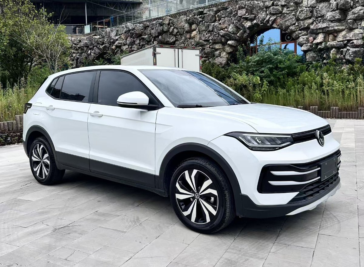 Volkswagen Tharu 2025 #2 Volkswagen Tharu 2025 car image #2