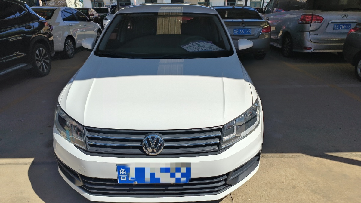 Volkswagen Santana 2021 car image #2