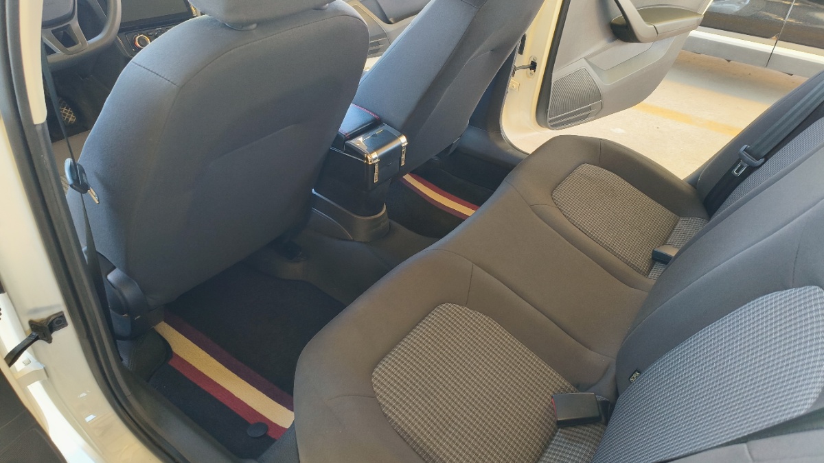 Volkswagen Santana 2021 car image #9