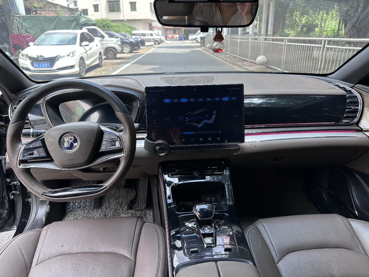 BYD Han 2021 immagine di auto #6