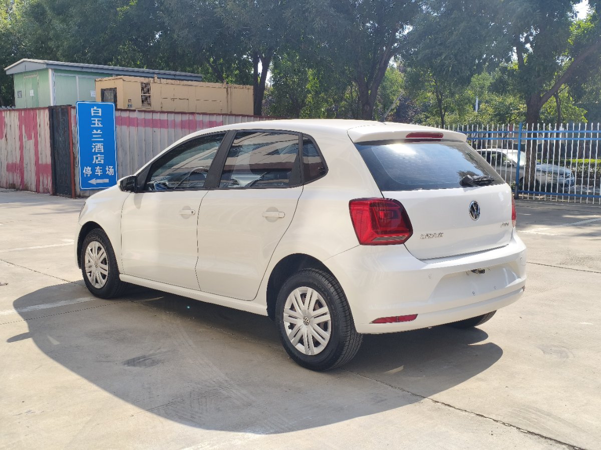 Volkswagen Polo 2019 car image #6