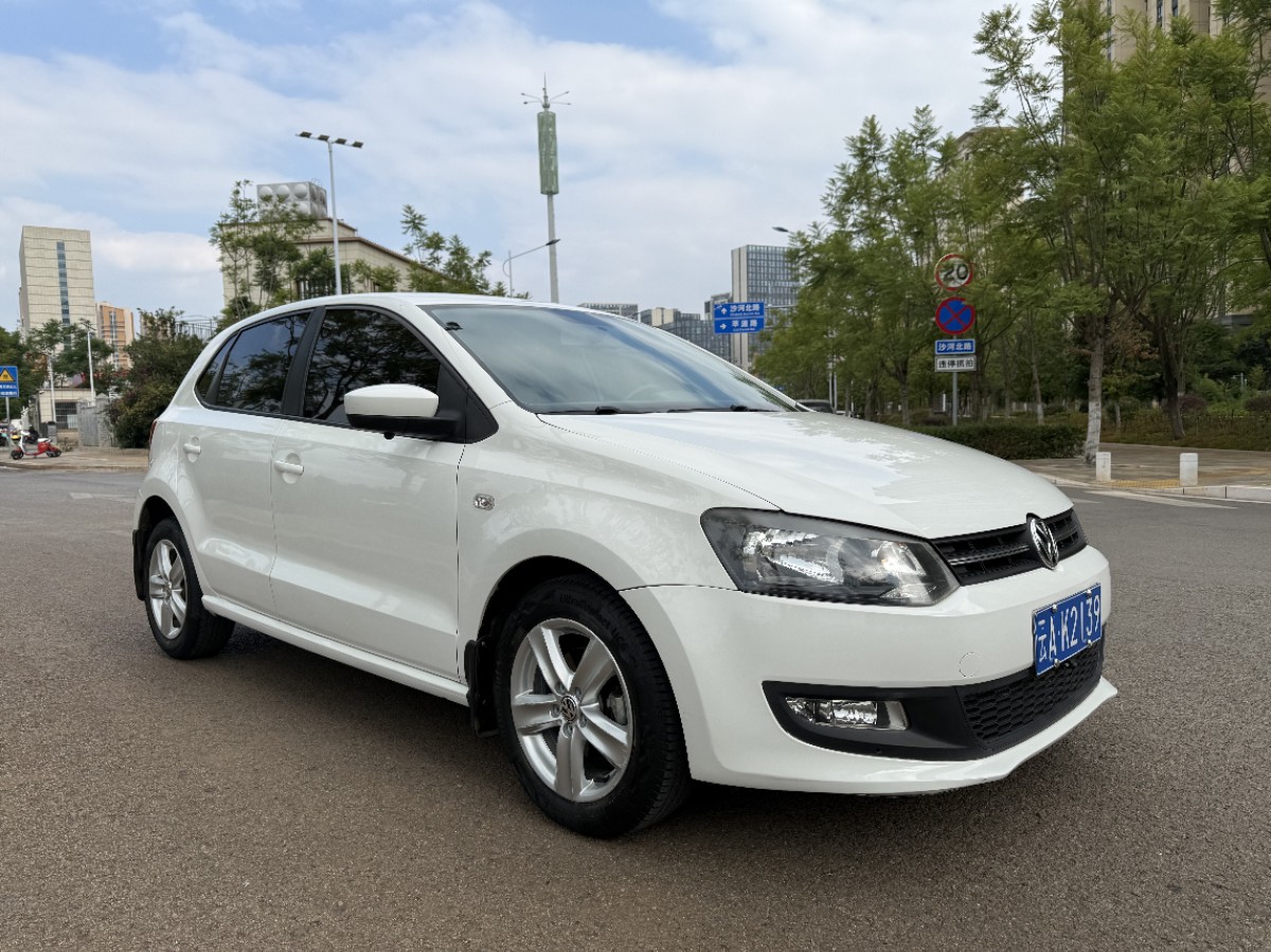 Volkswagen Polo 2012 #3 Volkswagen Polo 2012 car image #3