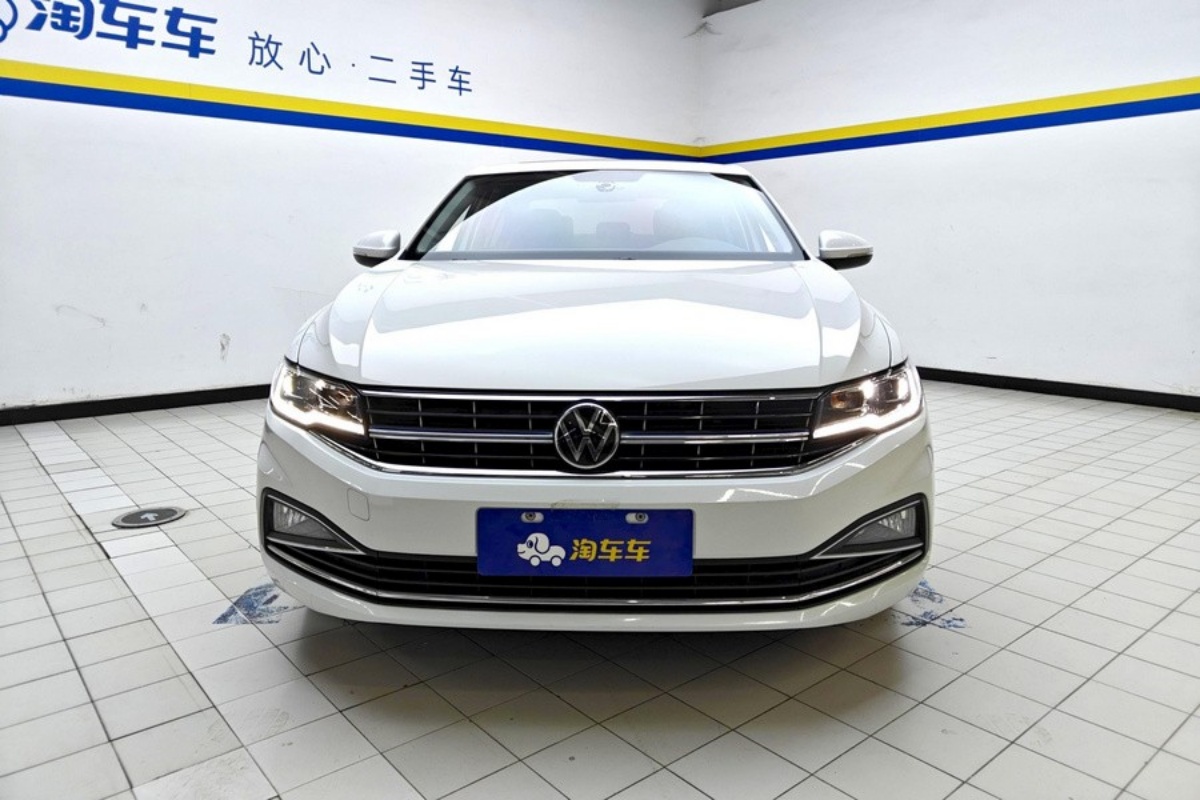 Volkswagen Bora 2022 car image #2