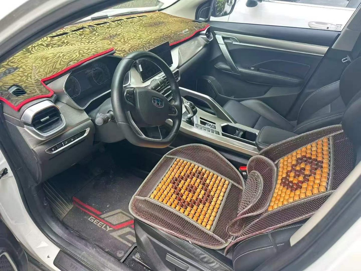 GEELY Coolray 2019 car image #3