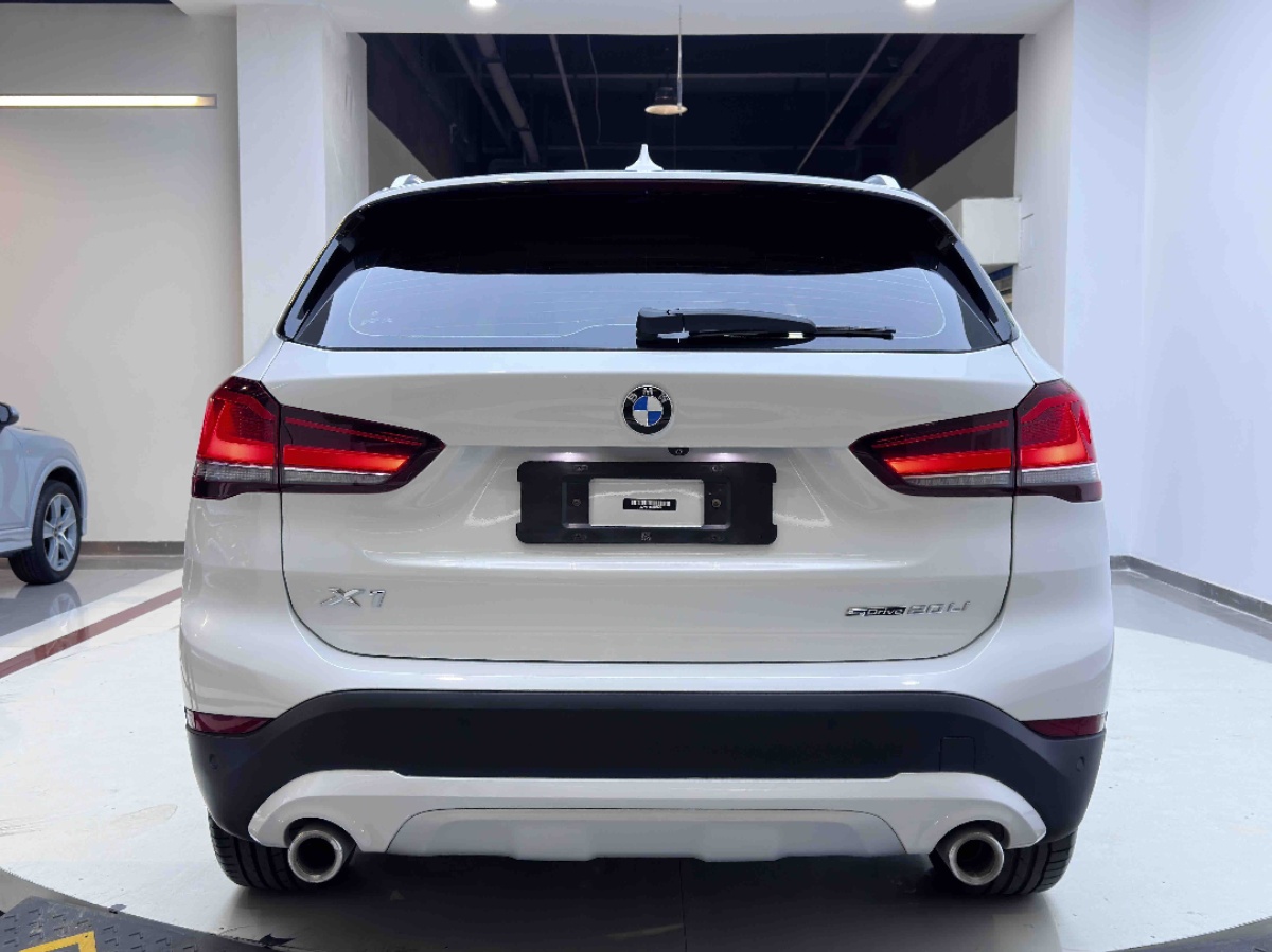 BMW X1 2022 car image #3