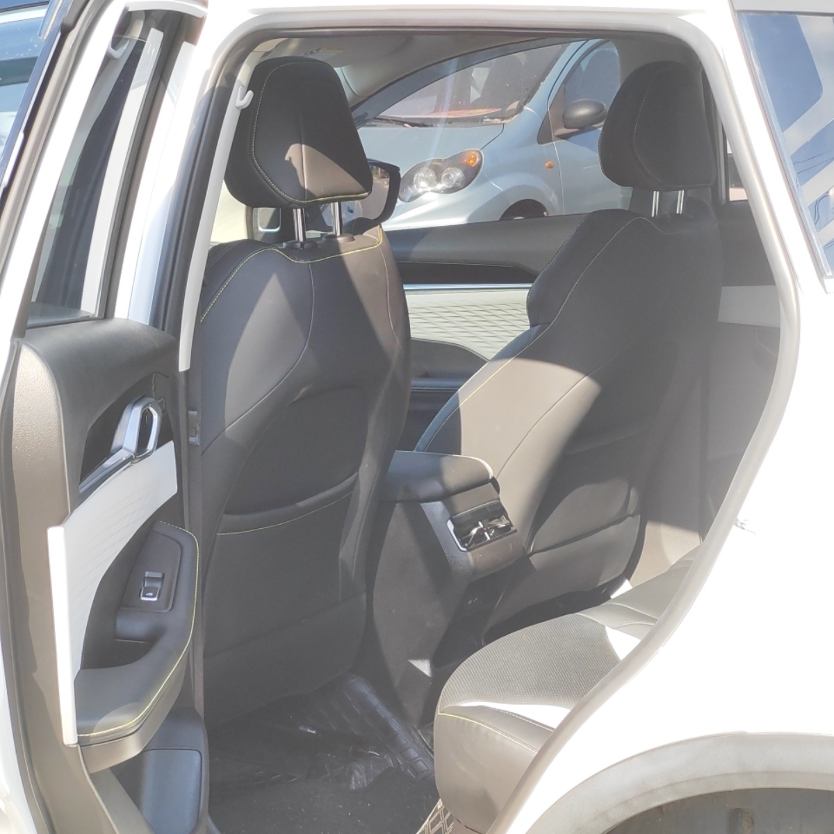 GEELY Coolray 2023 #5 GEELY Coolray 2023 car image #5