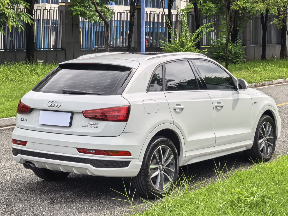 Audi Q3 2018 #4 Audi Q3 2018 car image #4