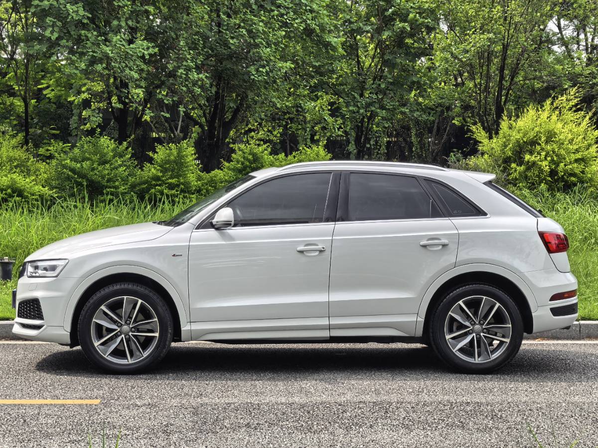Audi Q3 2018 #9 Audi Q3 2018 car image #9