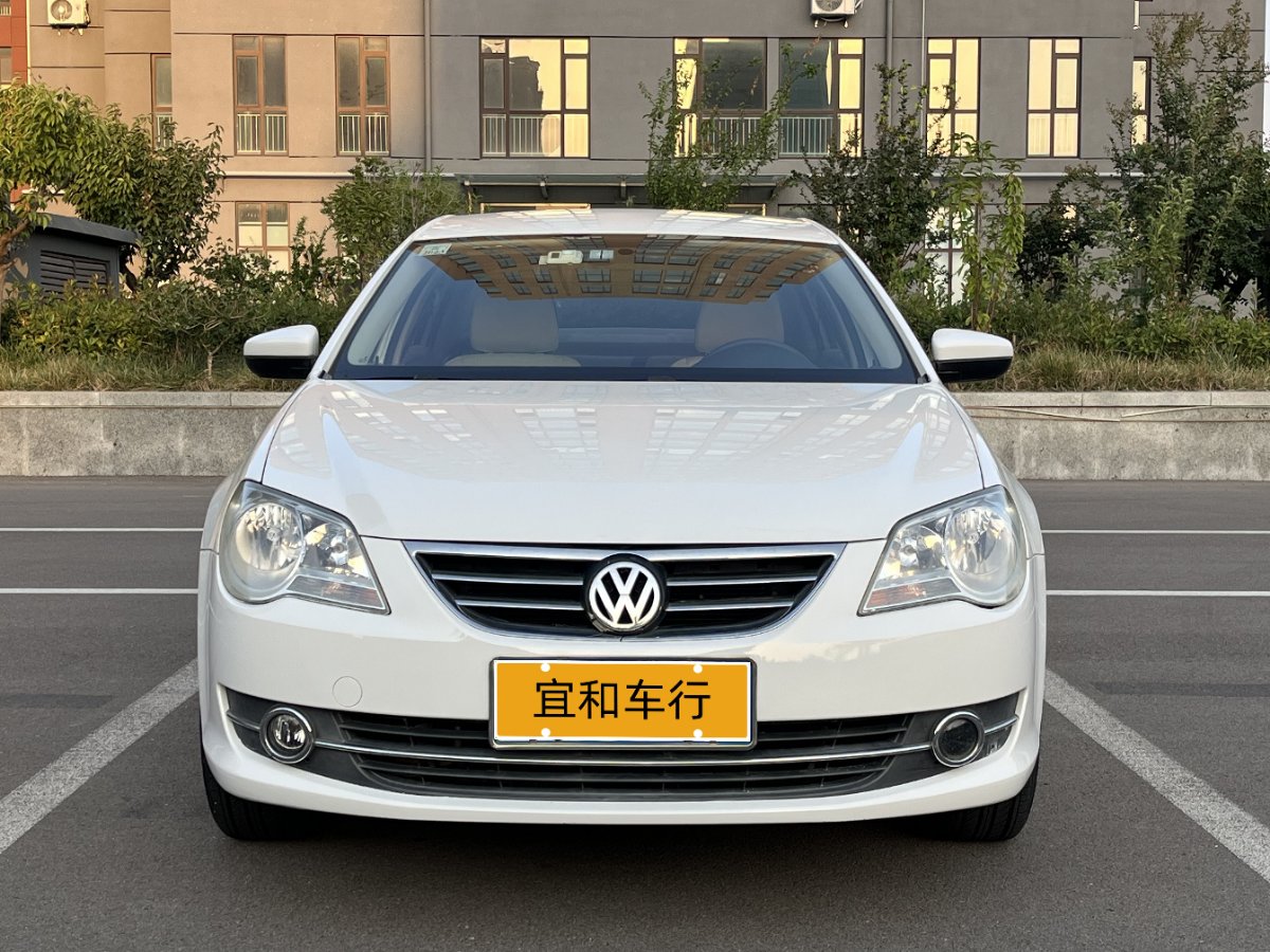 Volkswagen Bora 2011 car image #2