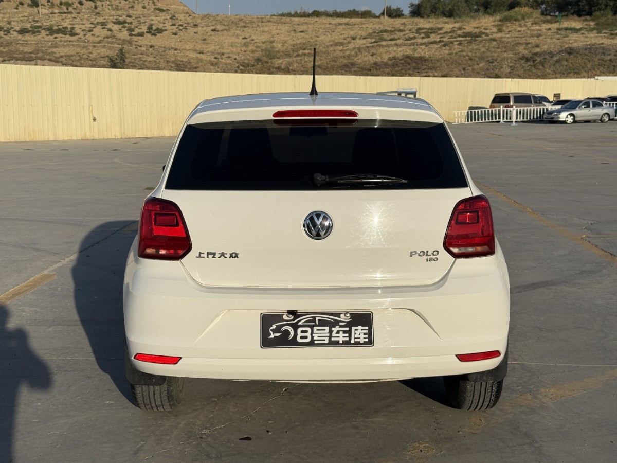 Volkswagen Polo 2019 car image #8