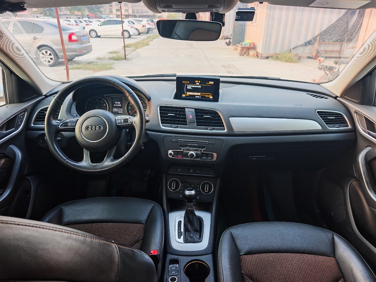 Audi Q3 2019 #9 Audi Q3 2019 car image #9