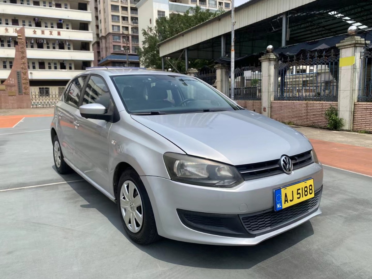 Volkswagen Polo 2012 #3 Volkswagen Polo 2012 car image #3