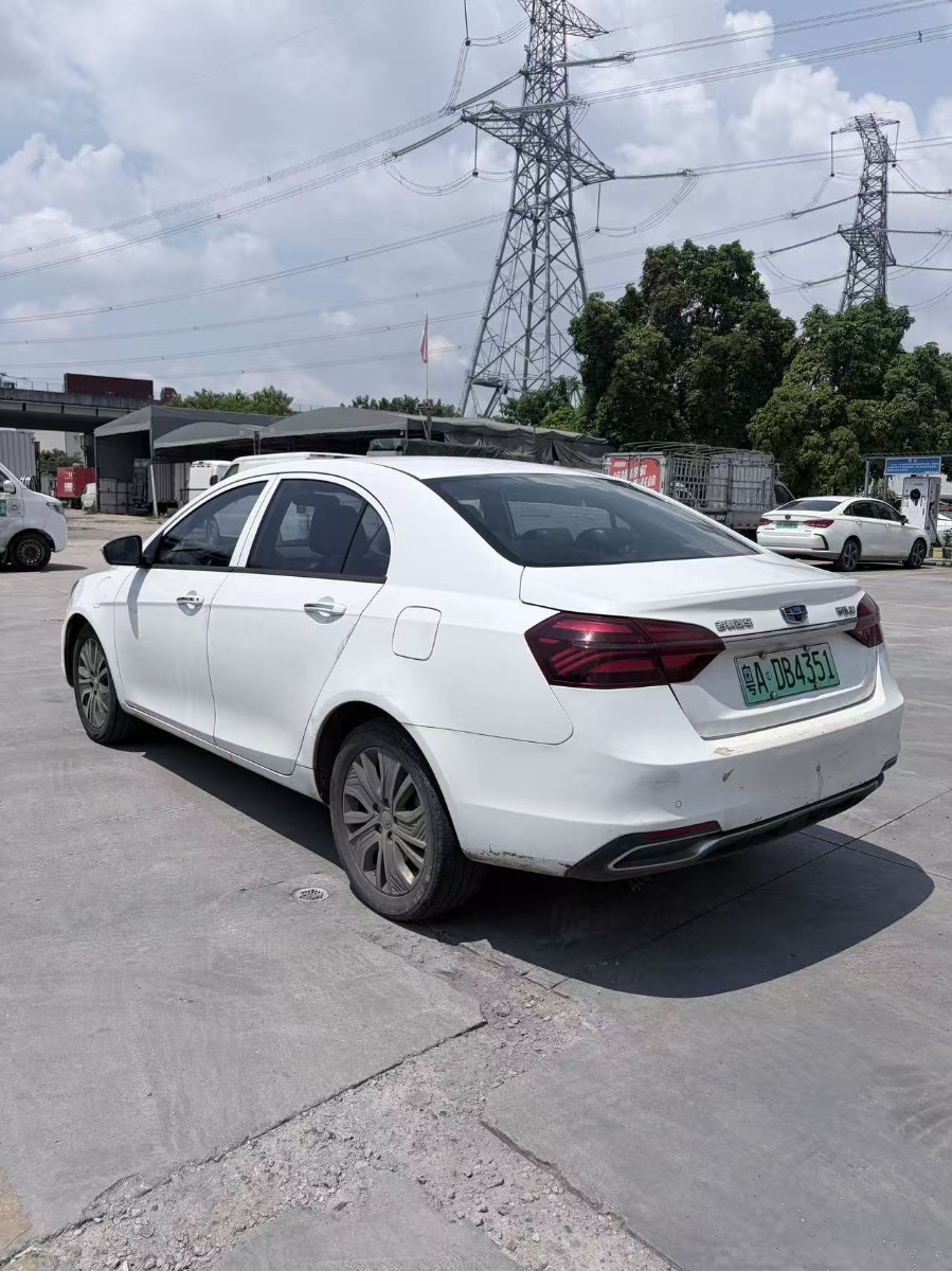 GEELY Emgrand New Energy 2019 #6 GEELY Emgrand New Energy 2019 car image #6