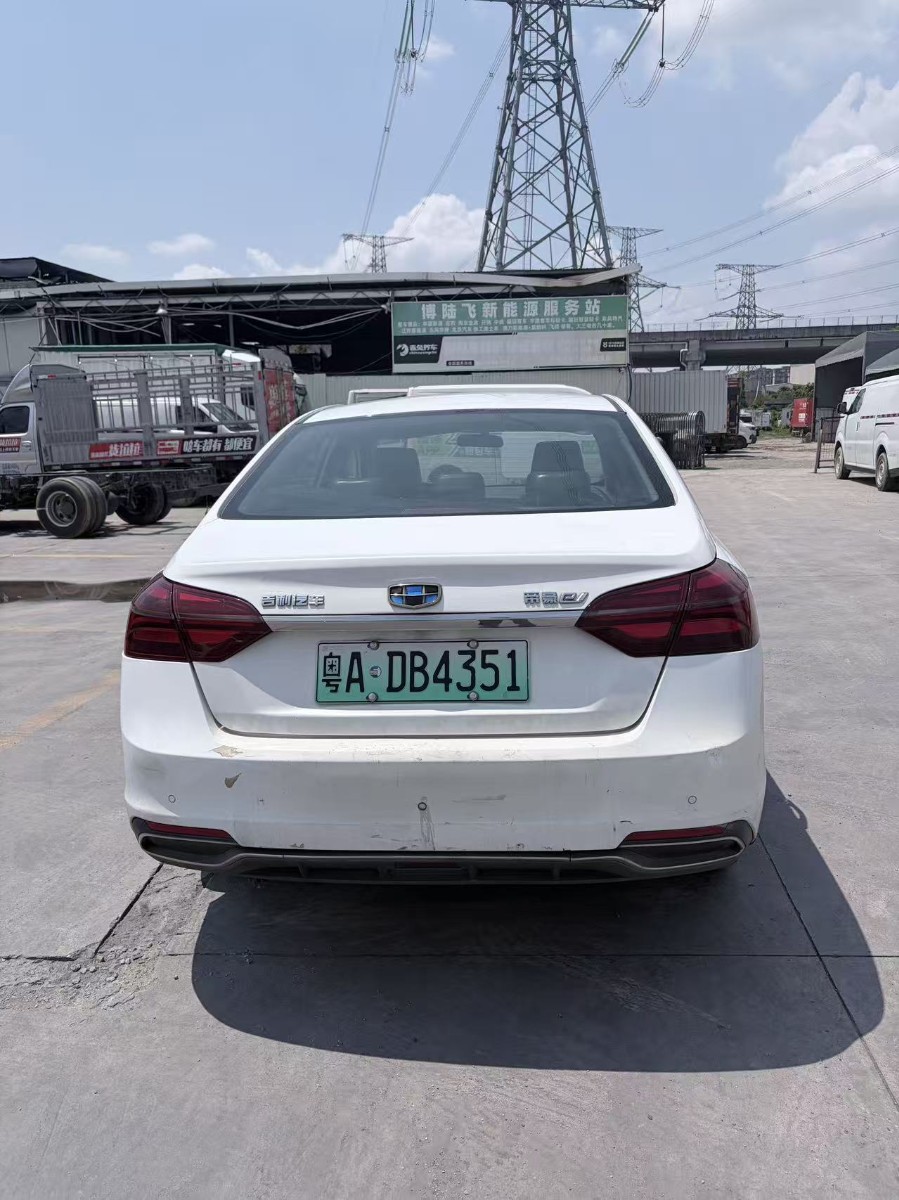 GEELY Emgrand New Energy 2019 #5 GEELY Emgrand New Energy 2019 car image #5
