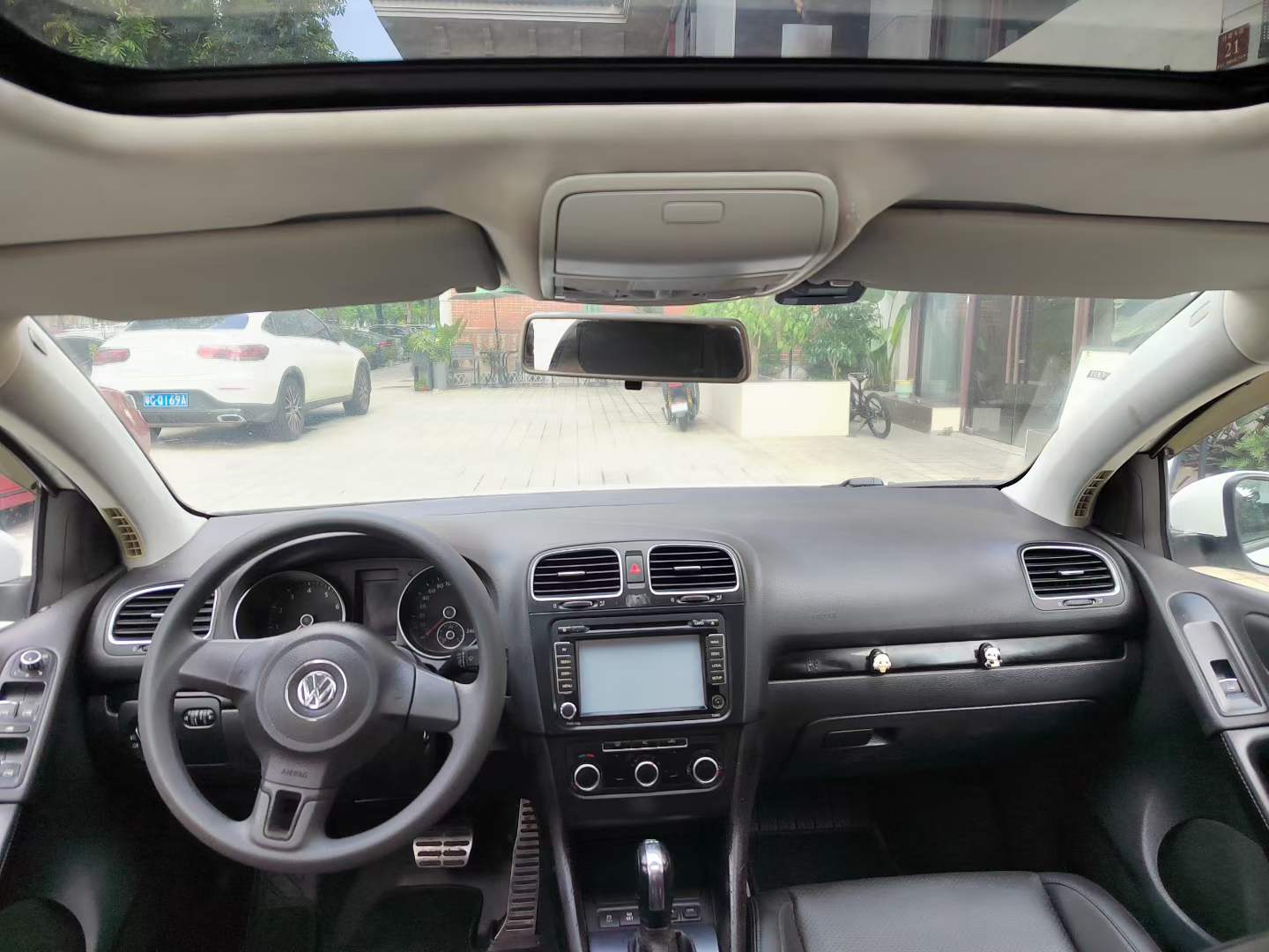 Volkswagen Golf 2011 #3 Volkswagen Golf 2011 car image #3