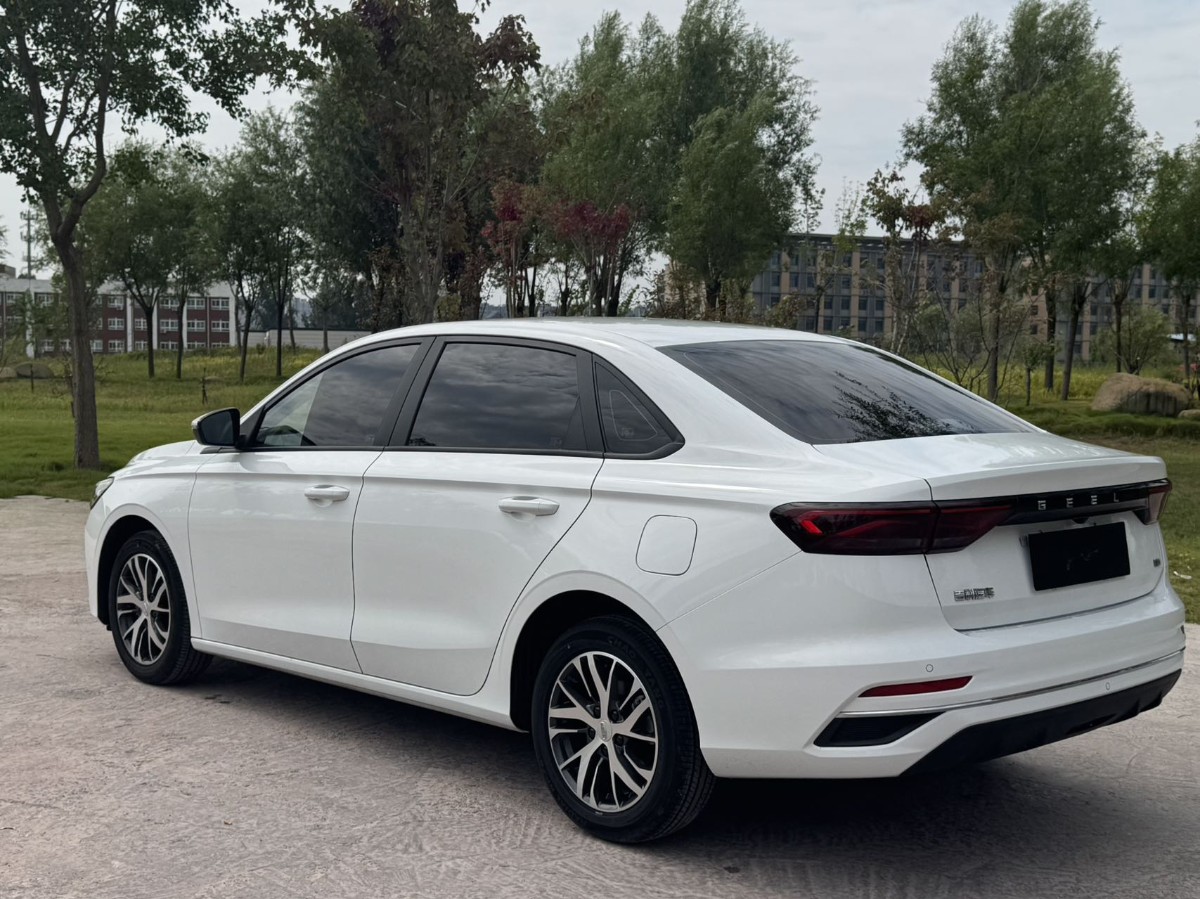 GEELY Emgrand 2023 #6 GEELY Emgrand 2023 car image #6