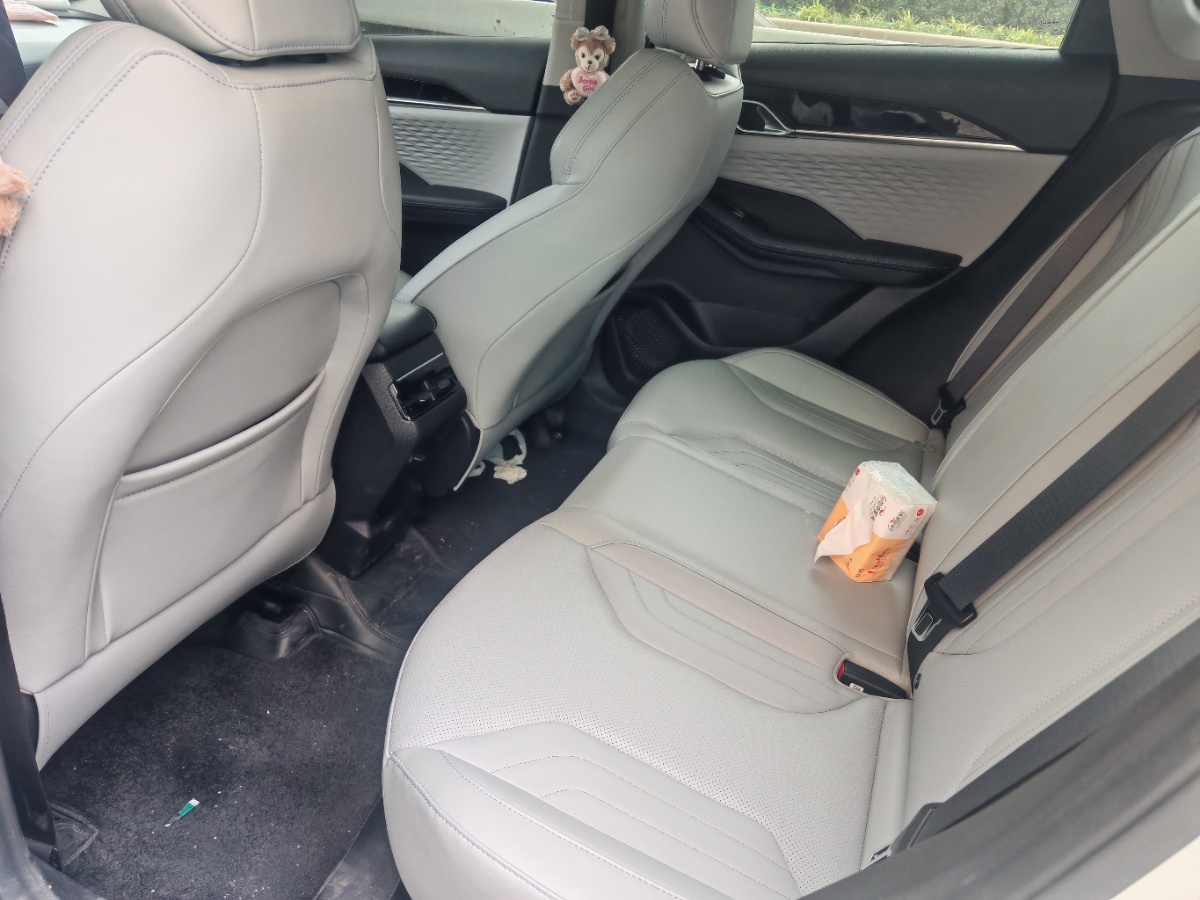 GEELY Coolray 2025 #3 GEELY Coolray 2025 car image #3
