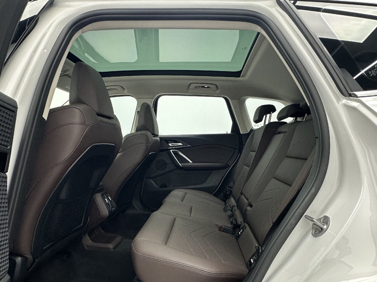 BMW X1 2023 car image #5