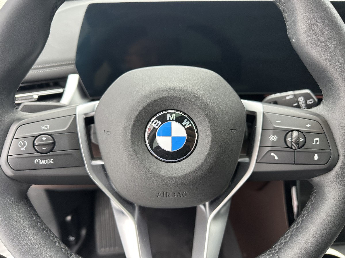 BMW X1 2023 car image #12
