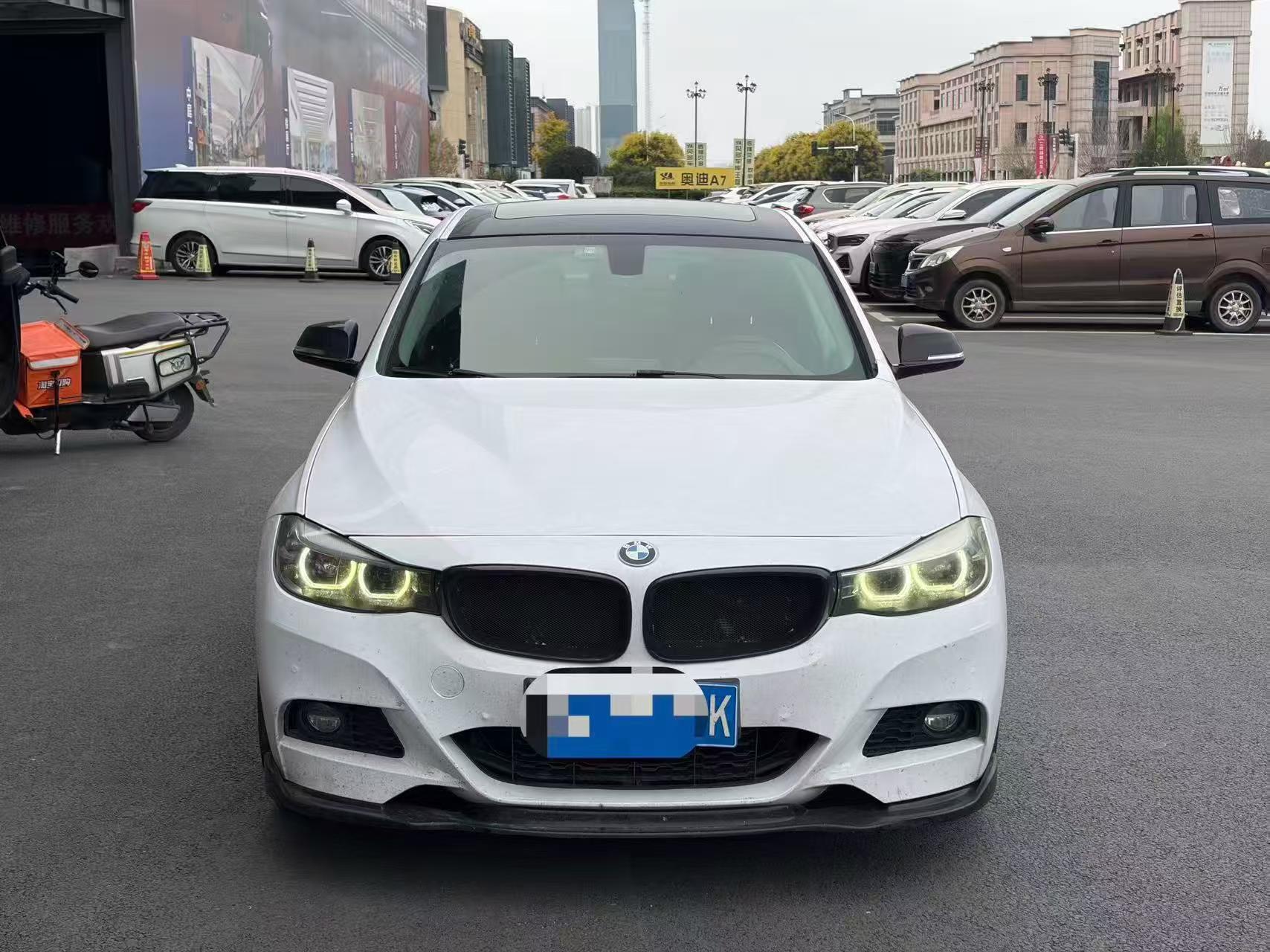 BMW 3 Series GT 2019 car image #2