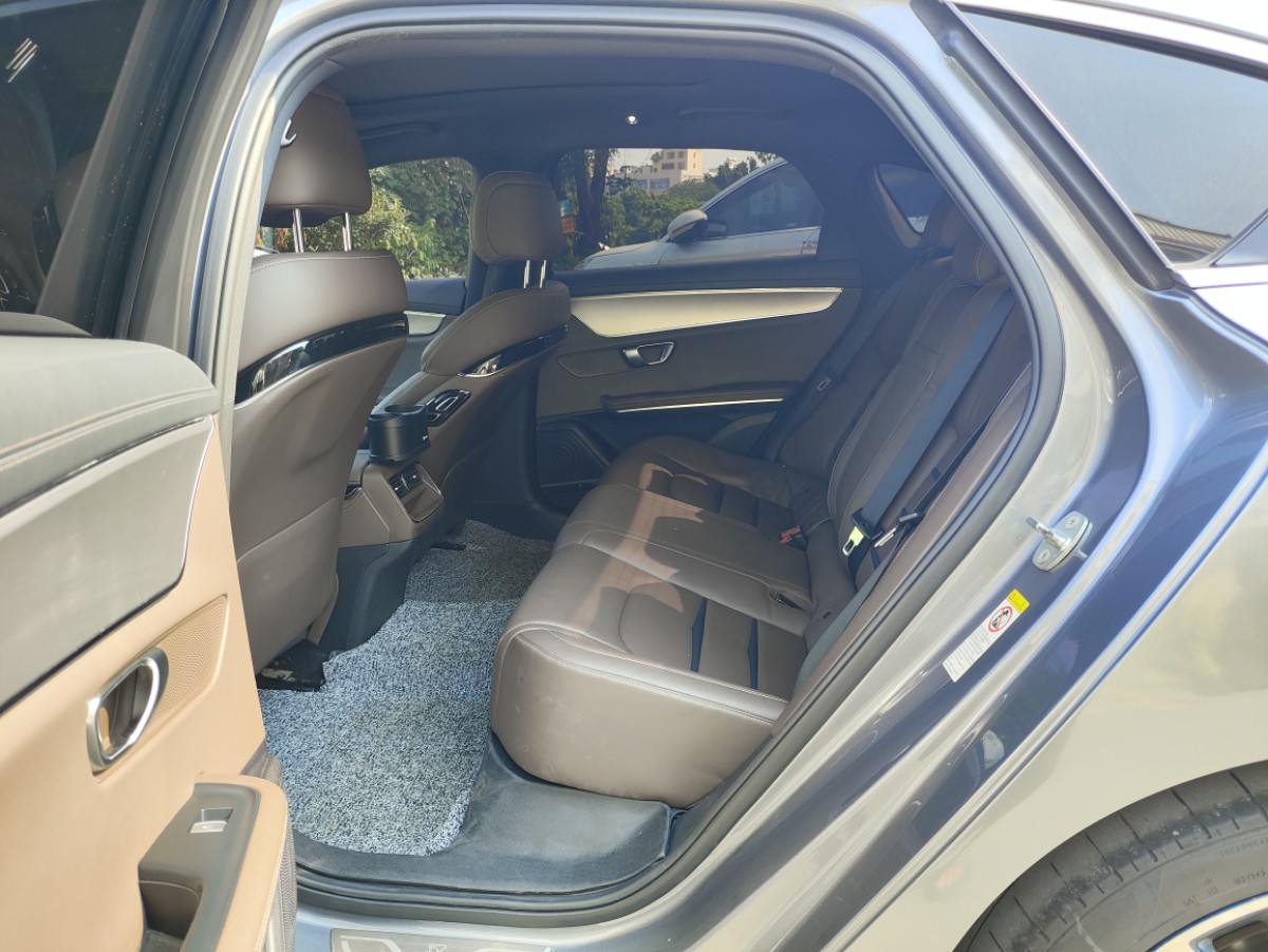 BYD Han 2021 car image #9