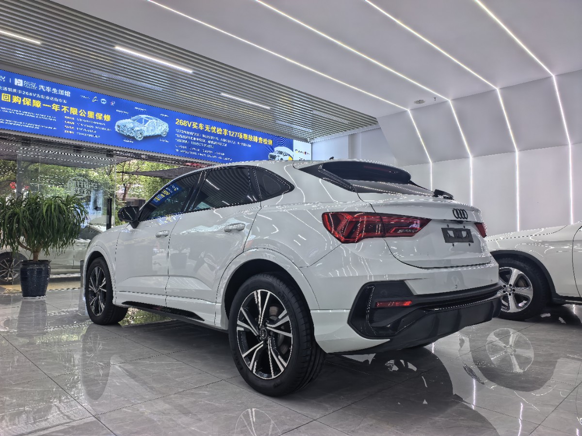 Audi Q3 Sportback 2023 #4 Audi Q3 Sportback 2023 car image #4