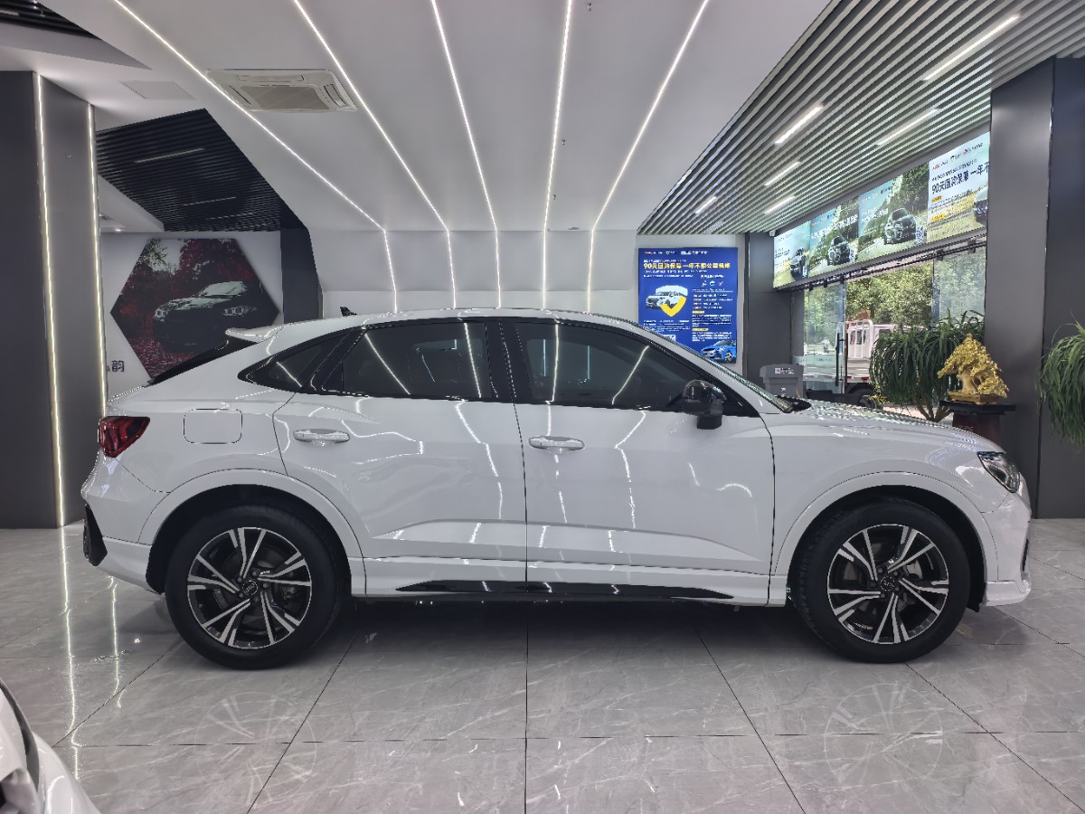 Audi Q3 Sportback 2023 #7 Audi Q3 Sportback 2023 car image #7