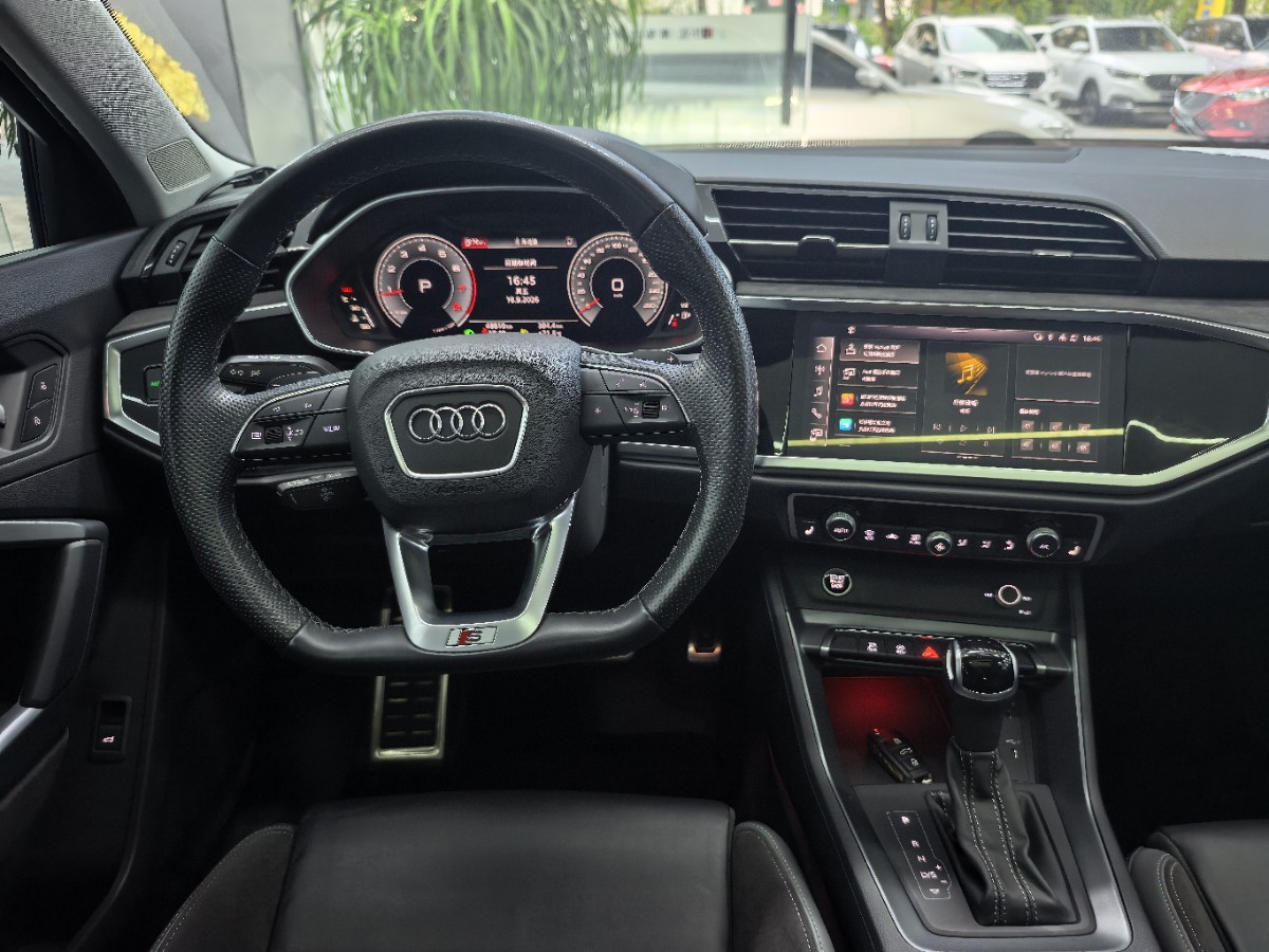 Audi Q3 Sportback 2023 #13 Audi Q3 Sportback 2023 car image #13