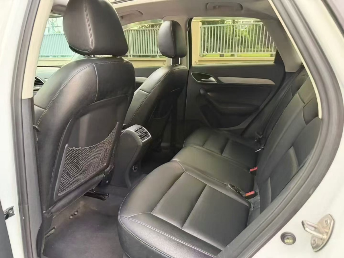Audi Q3 2016 #8 Audi Q3 2016 car image #8