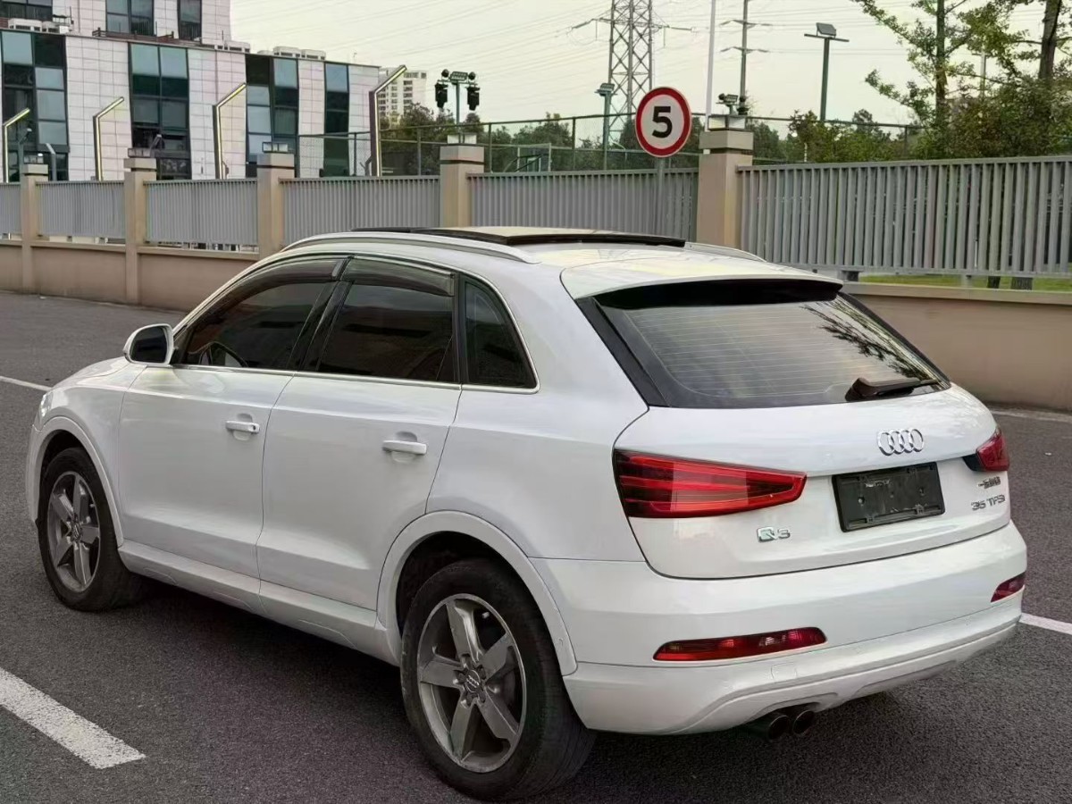 Audi Q3 2016 #4 Audi Q3 2016 car image #4
