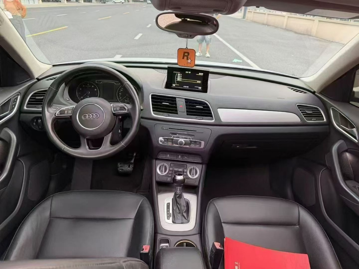 Audi Q3 2016 #9 Audi Q3 2016 car image #9