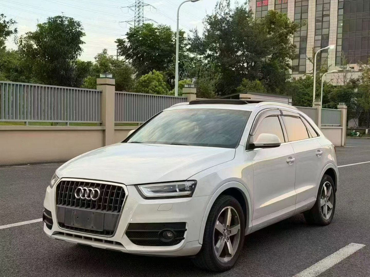 Audi Q3 2016 Audi Q3 2016 car image