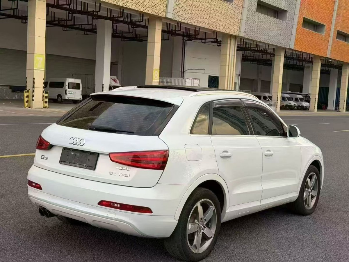 Audi Q3 2016 #2 Audi Q3 2016 car image #2
