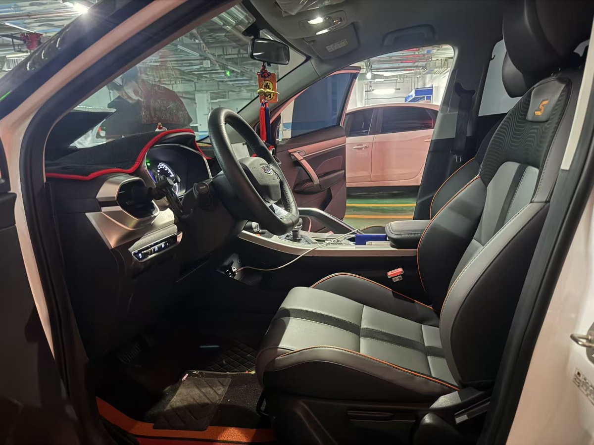 GEELY Coolray 2024 #3 GEELY Coolray 2024 car image #3