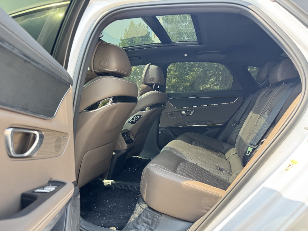 BYD Han 2021 car image #8