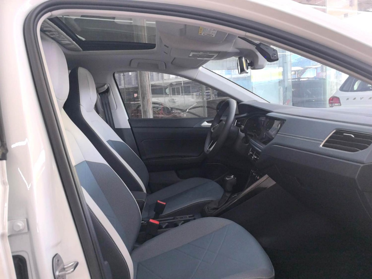 Volkswagen Lavida 2026 car image #6
