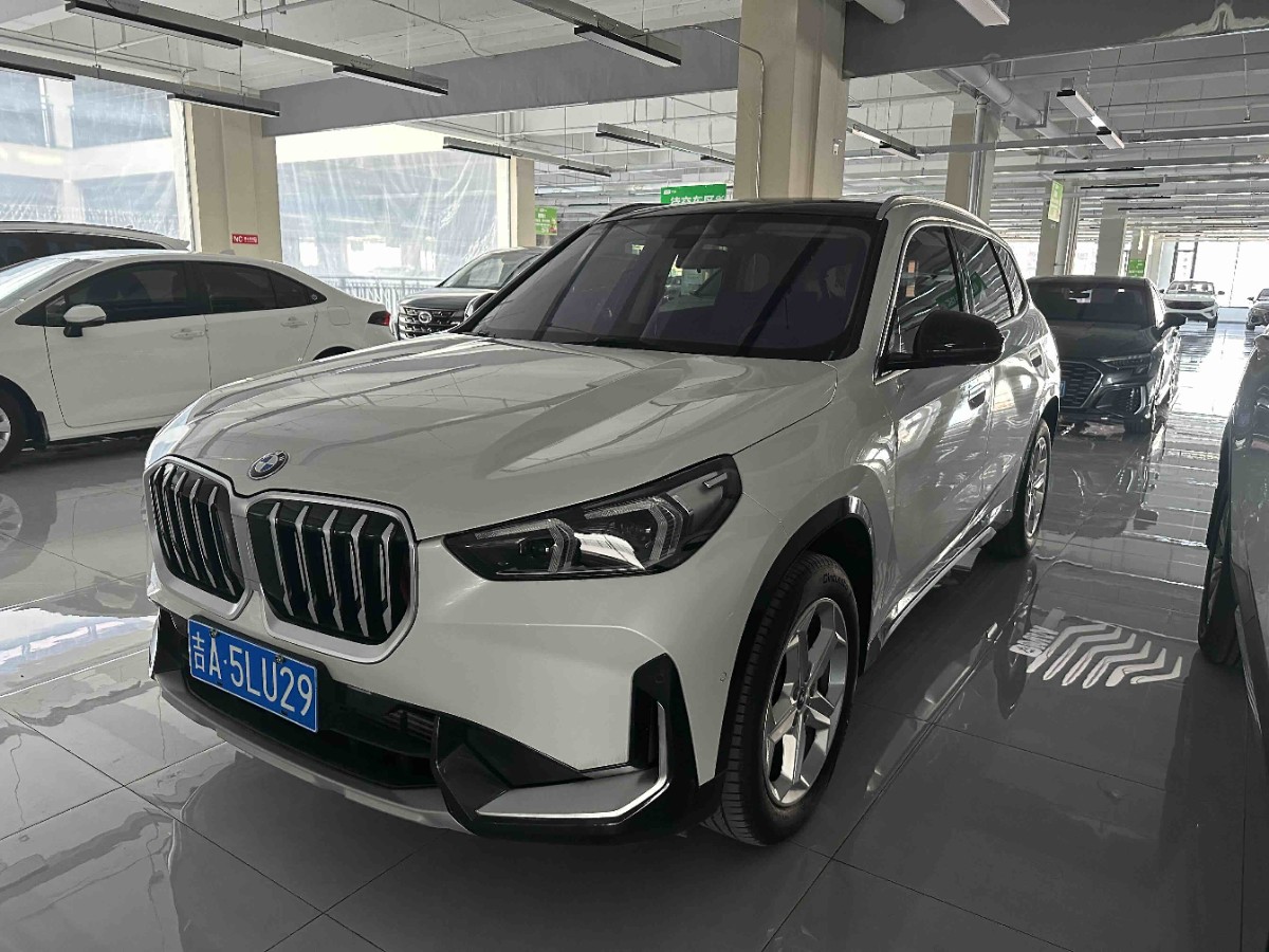 BMW X1 2023 car image 