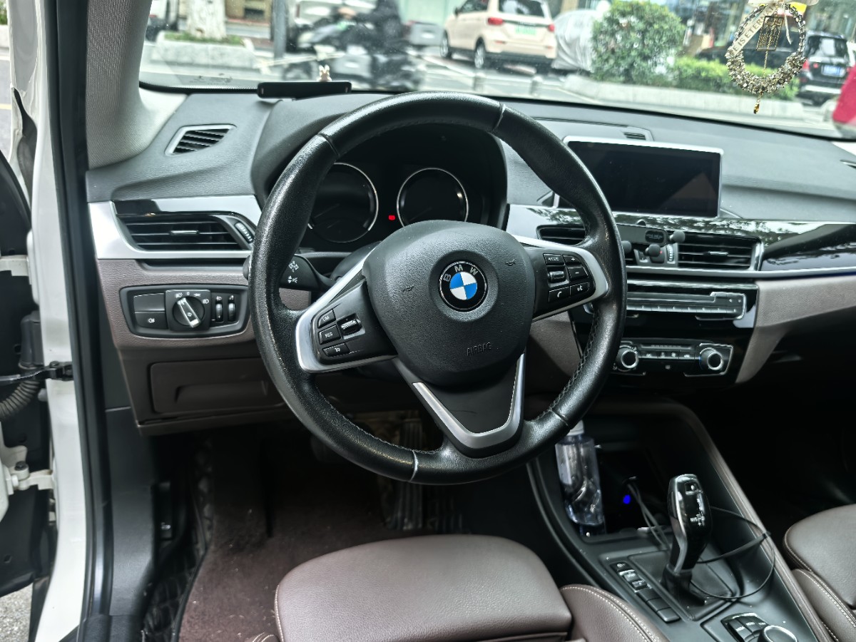 BMW X1 2021 car image #6