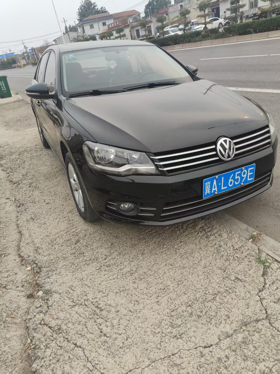 Volkswagen Bora 2014 car image #3