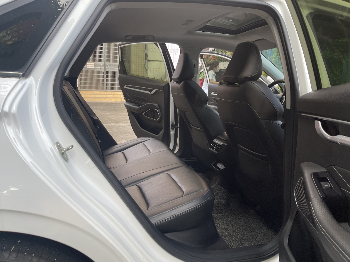 GEELY Emgrand 2023 #9 GEELY Emgrand 2023 car image #9