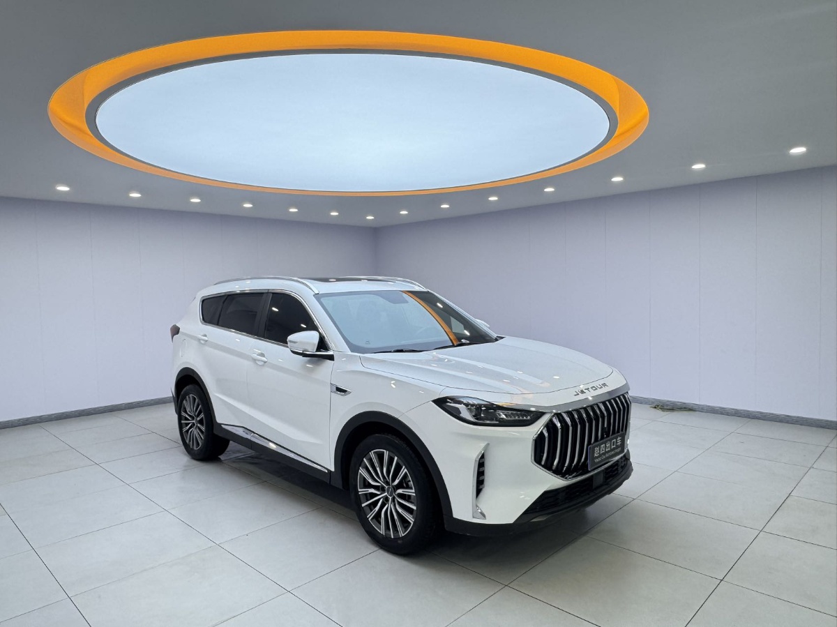 Jetour X70 PLUS 2023 car image #3