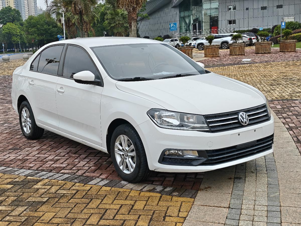Volkswagen Santana 2022 car image 