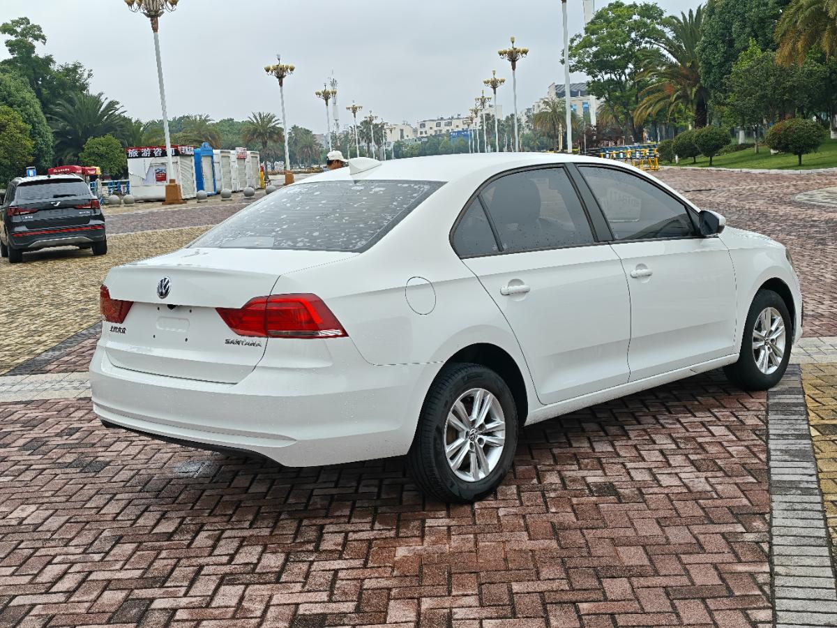 Volkswagen Santana 2022 car image #4
