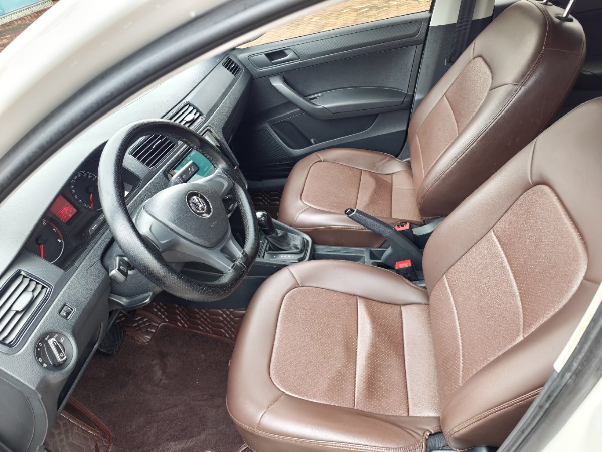 Volkswagen Santana 2022 car image #5