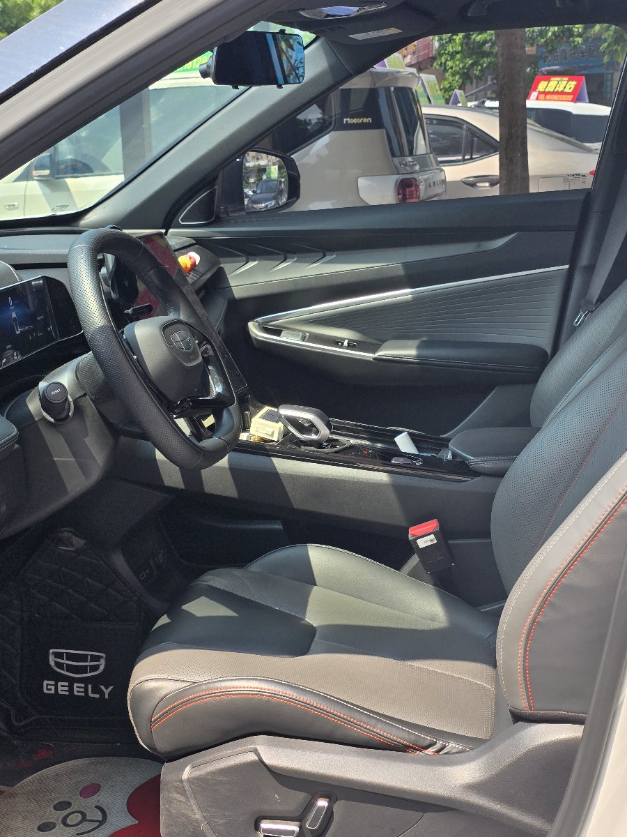 GEELY Boyue 2023 car image #3
