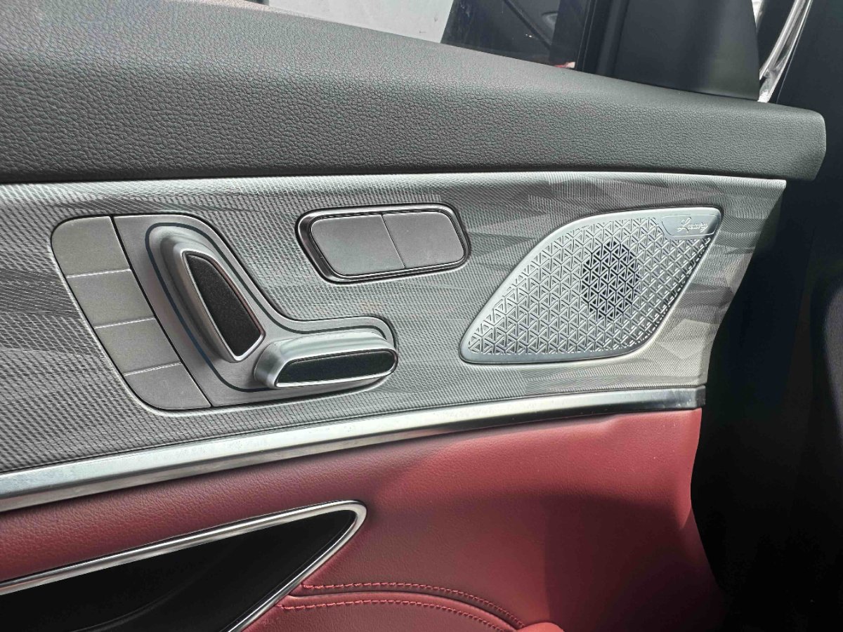 Jetour X70 PLUS 2023 #8 Jetour X70 PLUS 2023 car image #8
