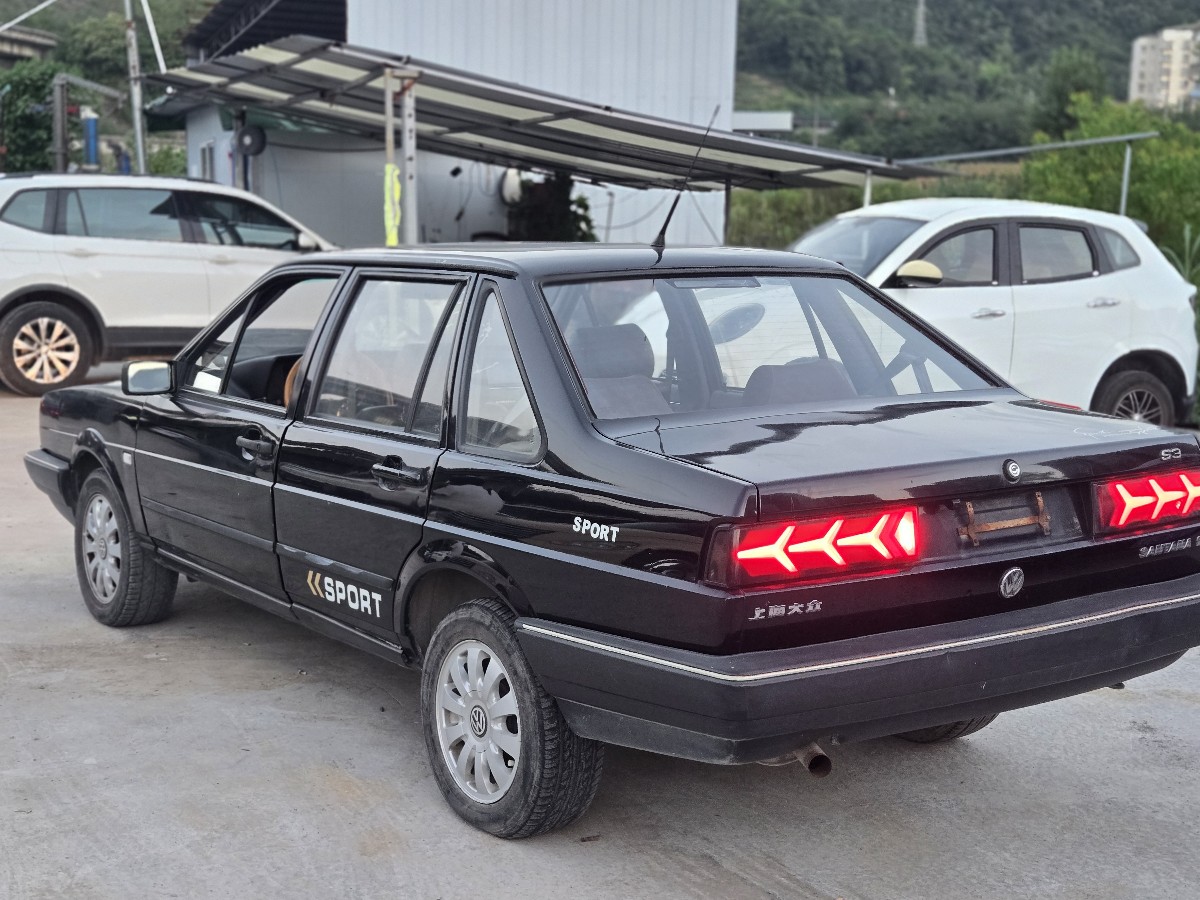 Volkswagen Santana Classic 2010 #6 Volkswagen Santana Classic 2010 car image #6